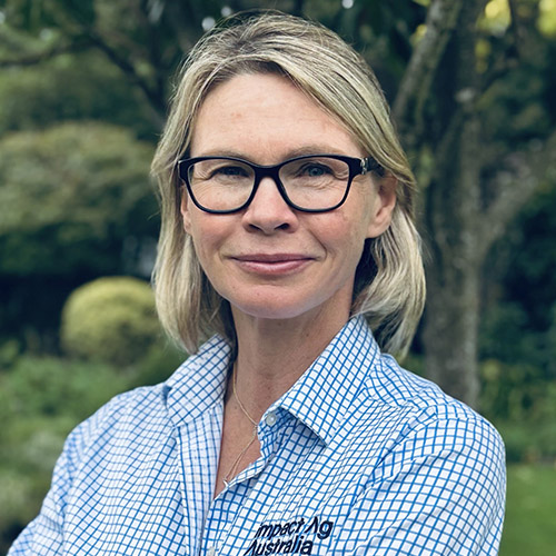 Sara Schmude headshot